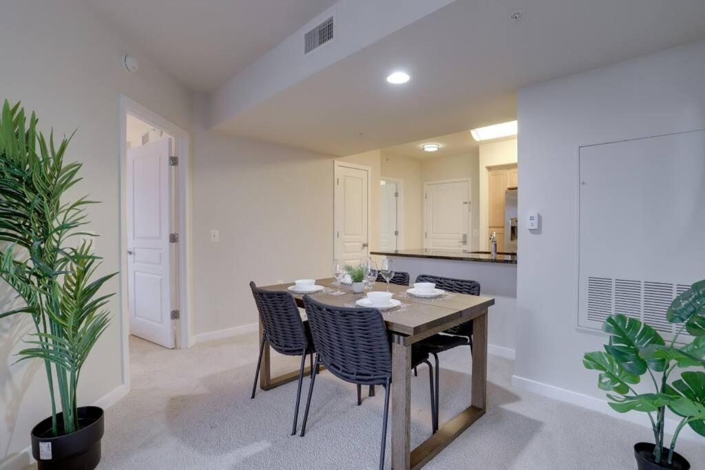 Pentagon City Comfort Modern Stay アーリントン エクステリア 写真